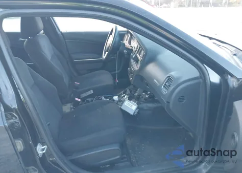 2013 Dodge Charger Police z USA, uszkodzony, nr VIN 2C3CDXAT2DH580344